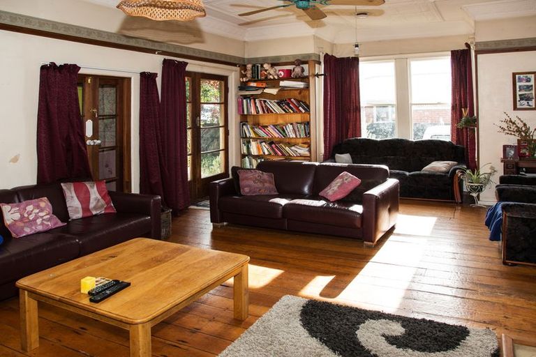 Photo of property in 175 Talbot Street, Geraldine, 7930