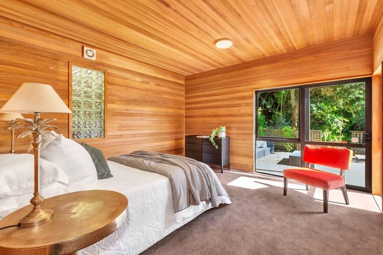 Photo of property in 172 Paremata Road, Paremata, Porirua, 5024