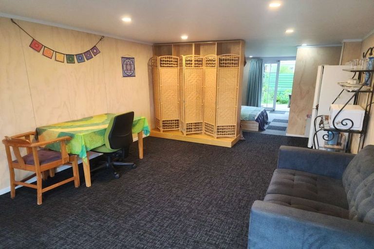 Photo of property in 466 Saint Aubyn Street, Moturoa, New Plymouth, 4310