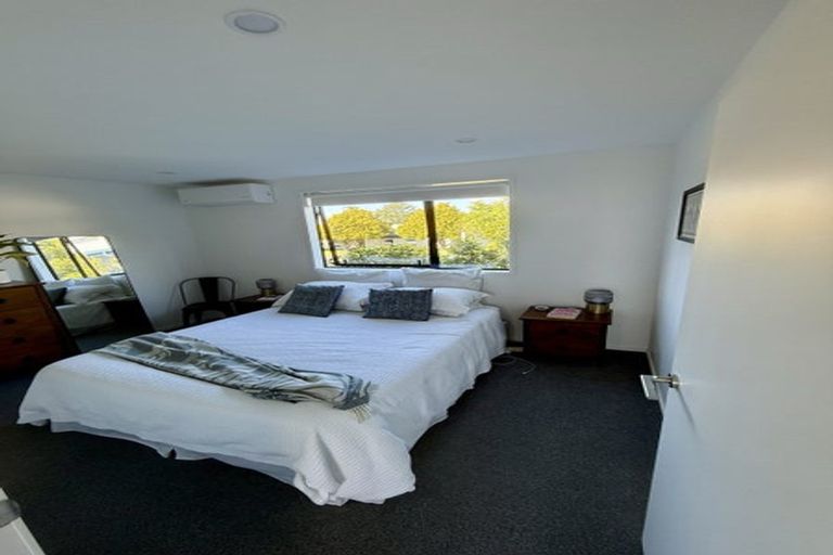 Photo of property in 35 Cessna Crescent, Mangere, Auckland, 2022