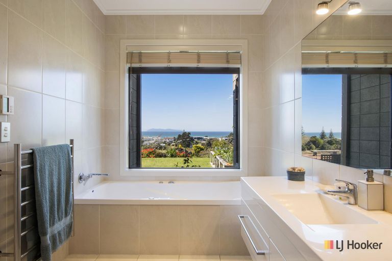 Photo of property in 159 Koutunui Road, Athenree, Katikati, 3177