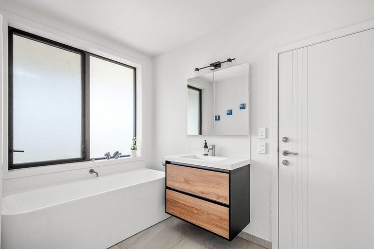 Photo of property in 4 Padgets Lane, Earnscleugh, Alexandra, 9391