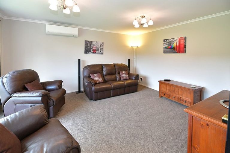 Photo of property in 15 Moses Road, Kaukapakapa, 0873