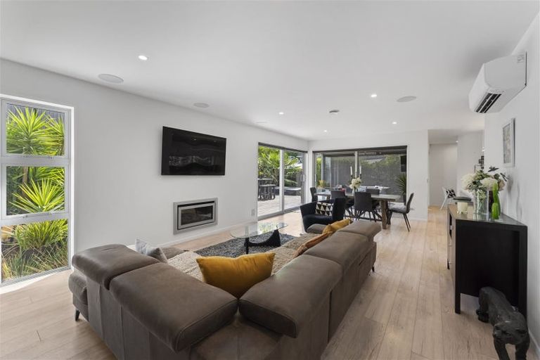 Photo of property in 2 Jacksons Road, Merivale, Christchurch, 8014