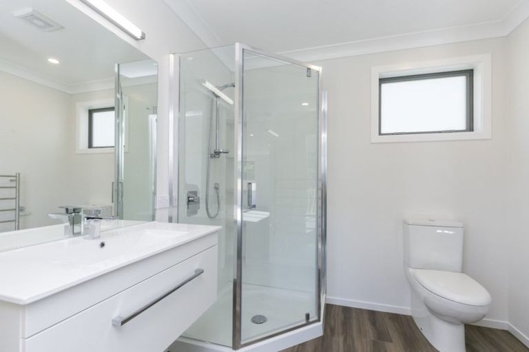 Photo of property in 1 Rarangi Way, Owhiro Bay, Wellington, 6023