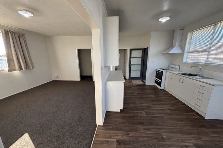 Photo of property in 34 Othello Drive, Clover Park, Auckland, 2023