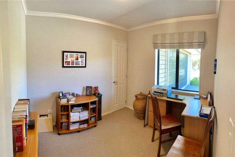 Photo of property in 47 Thomas Moore Place, Pukekohe, 2120