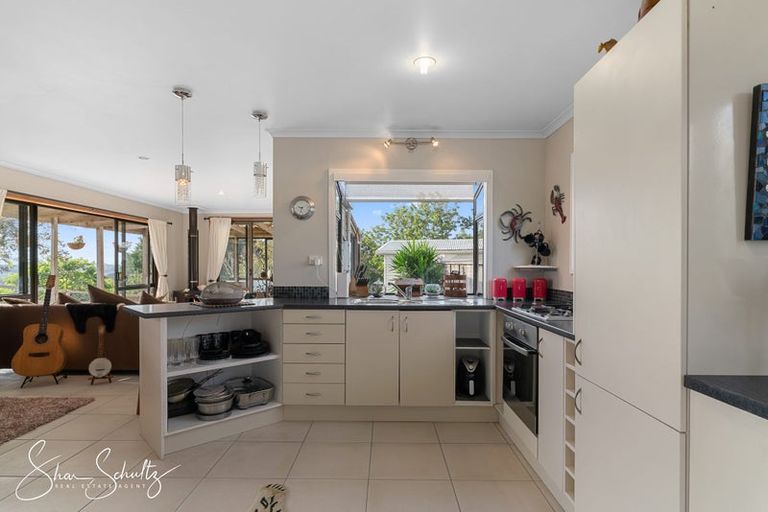 Photo of property in 800 Bickerstaffe Road, Maungaturoto, 0587