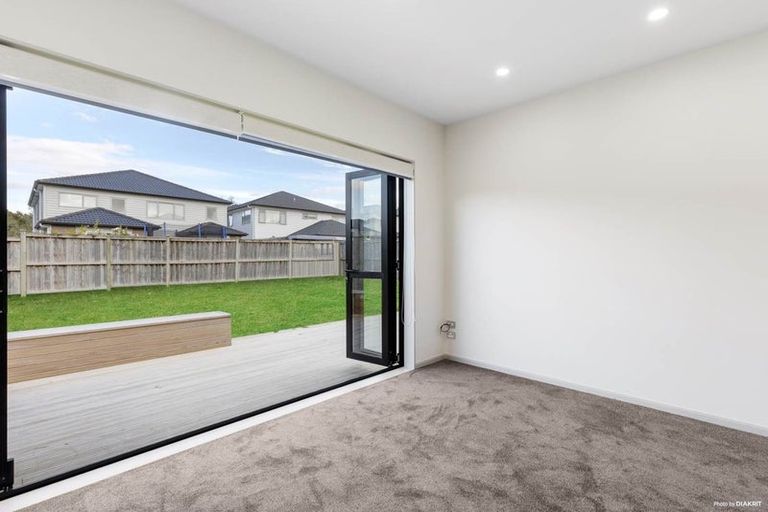 Photo of property in 12 Fong Road, Flat Bush, Auckland, 2019