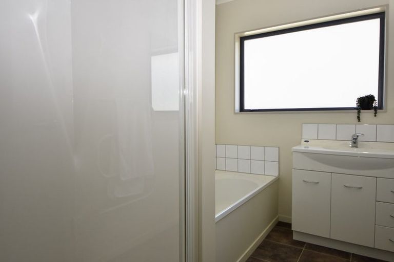 Photo of property in 24 Rexwood Street, Carterton, 5713