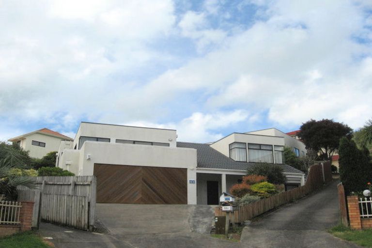 Photo of property in 2/12 Anure Place, Highland Park, Auckland, 2010