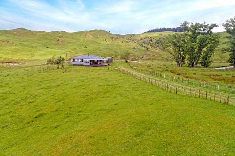Photo of property in 4934 Waiapu Road, Te Puia Springs, Tokomaru Bay, 4079