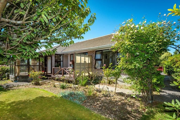 Photo of property in 7 Kingston Place, Bishopdale, Christchurch, 8053