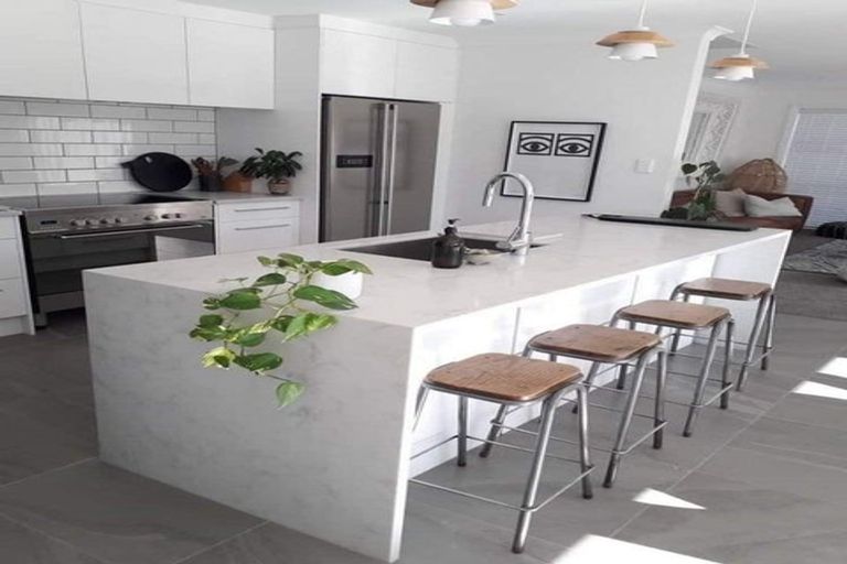 Photo of property in 39 Watkins Drive, Rangiora, 7400