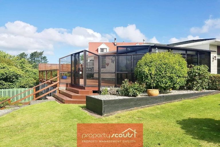 Photo of property in 48 Truby King Street, Merrilands, New Plymouth, 4312