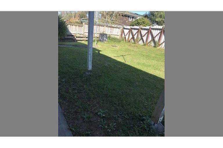 Photo of property in 38 Makora Road, Massey, Auckland, 0614