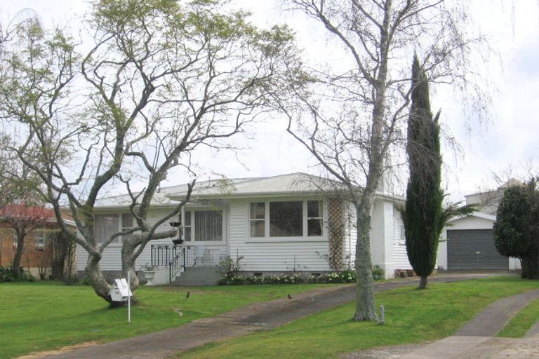 Photo of property in 22 Ngahere Street, Otumoetai, Tauranga, 3110