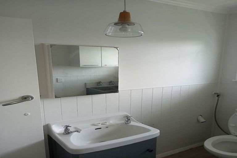 Photo of property in 3/6 Russell Street, Feilding, 4702