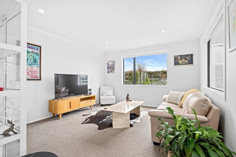 Photo of property in 1 Kia Kaha Drive, Snells Beach, 0920