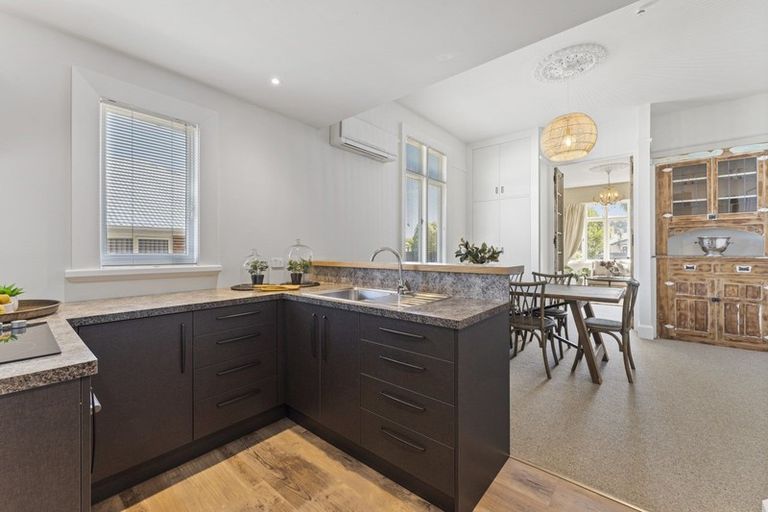 Photo of property in 115 Hawke Street, New Brighton, Christchurch, 8083