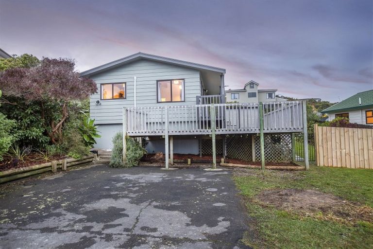 Photo of property in 21 Doncaster Terrace, Ascot Park, Porirua, 5024