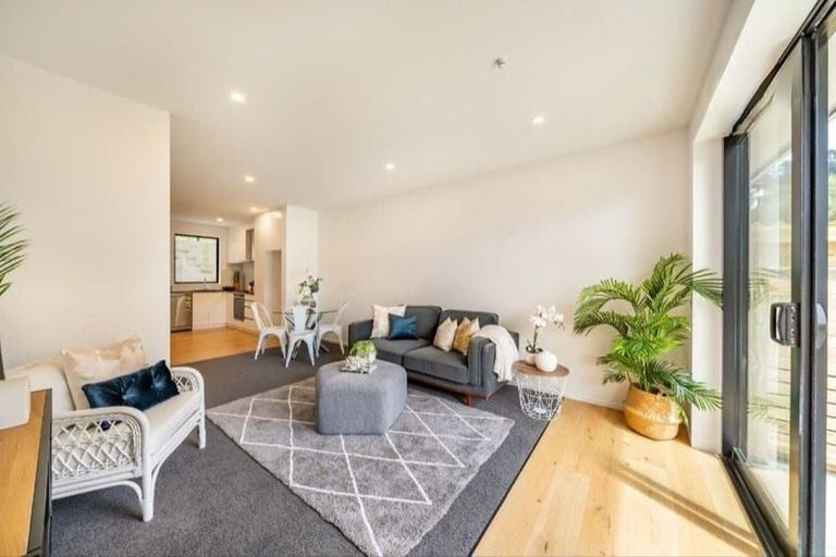 Photo of property in 9/71 Raukawa Street, Stokes Valley, Lower Hutt, 5019