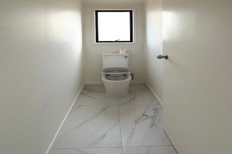 Photo of property in 87 Robert Skelton Place, Clendon Park, Auckland, 2103