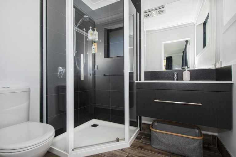 Photo of property in 23 Melody Lane, Horahora, Whangarei, 0110