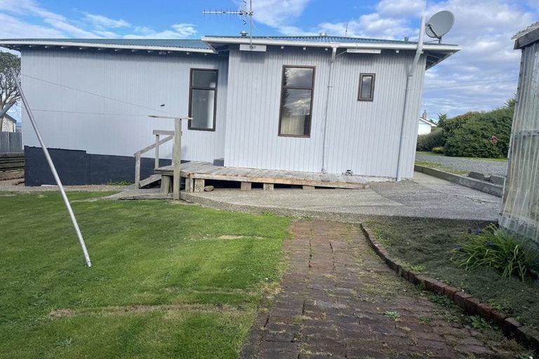 Photo of property in 9 Walker Street, Bluff, 9814