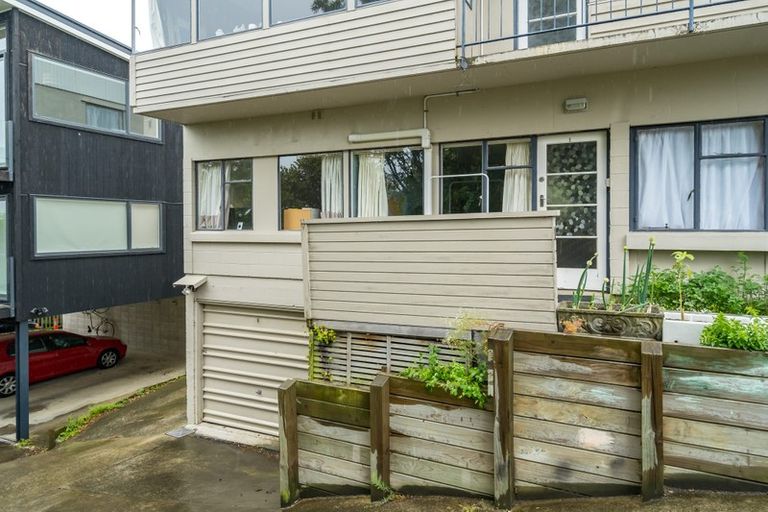 Photo of property in 1/120 London Street, Dunedin Central, Dunedin, 9016