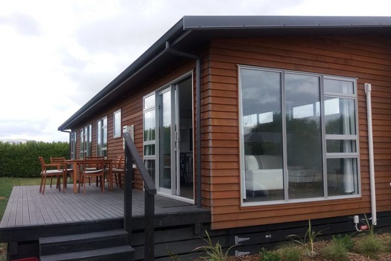 Photo of property in 15 Tuscan Lane, Martinborough, 5711