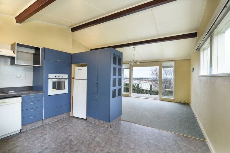 Photo of property in 2 Walter Street, The Glen, Dunedin, 9011