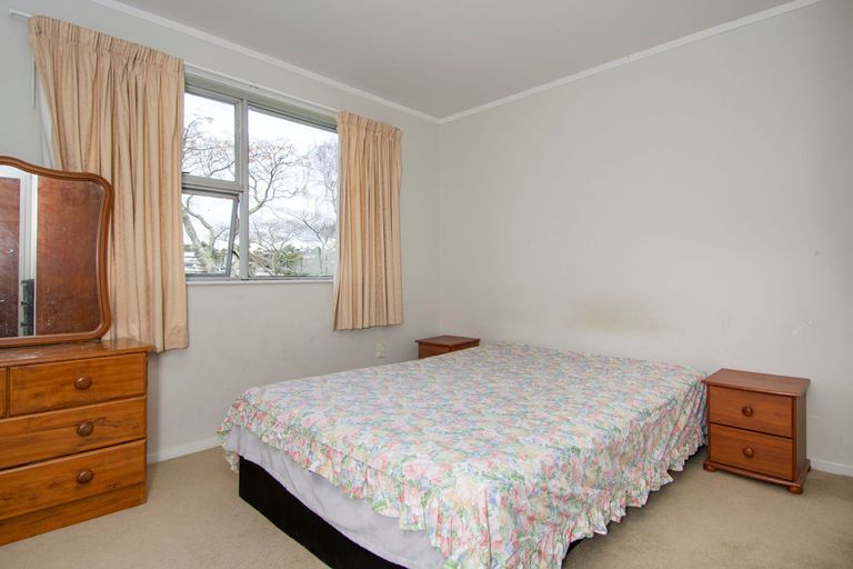 Photo of property in 2/24 Kingswood Road, Brookfield, Tauranga, 3110