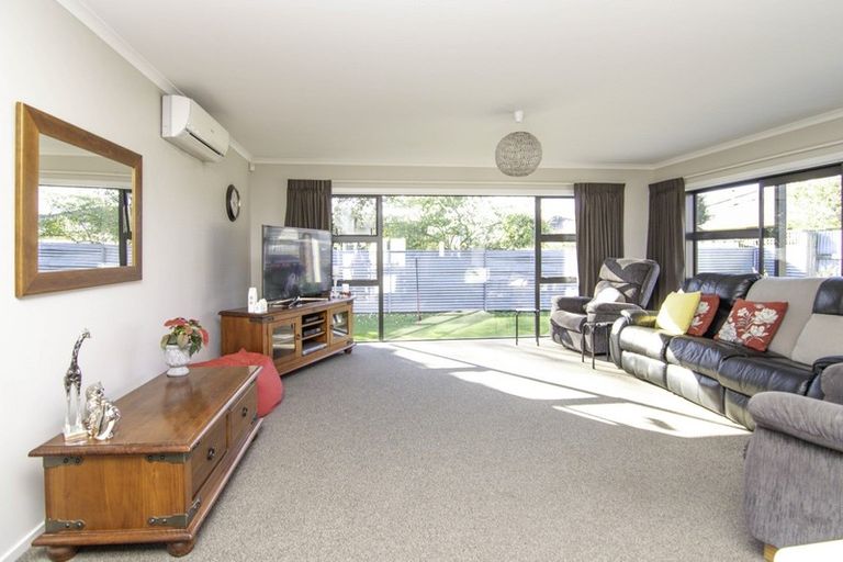 Photo of property in 105a Church Street, West End, Palmerston North, 4412