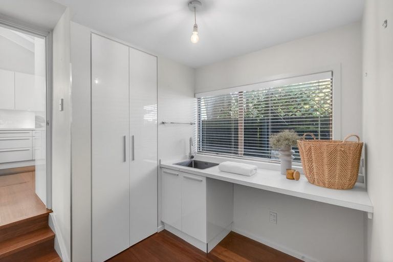 Photo of property in 94a Clyde Road, Ilam, Christchurch, 8041