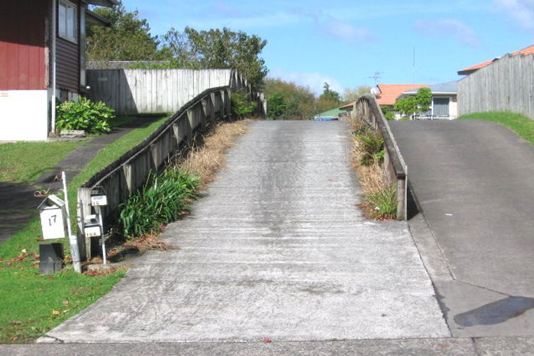 Photo of property in 15 Universal Drive, Henderson, Auckland, 0610
