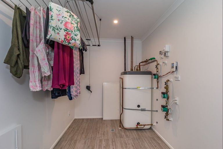 Photo of property in 947 Koputaroa Road, Koputaroa, Levin, 5575