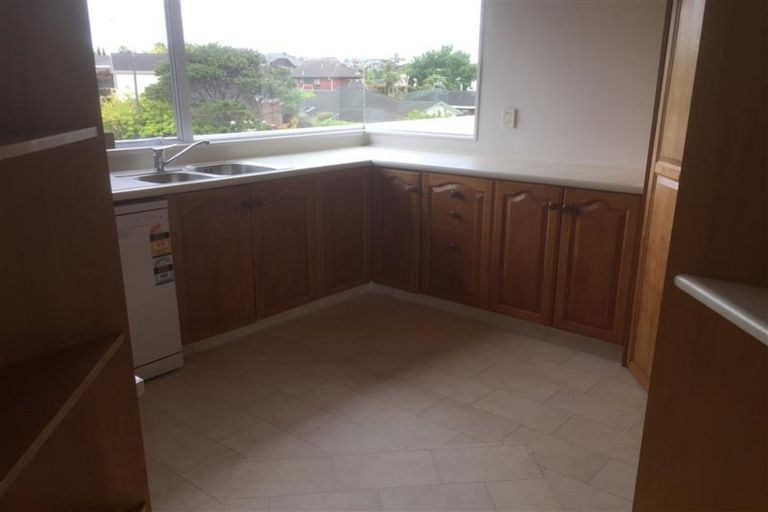 Photo of property in 51 Westpark Drive, West Harbour, Auckland, 0618