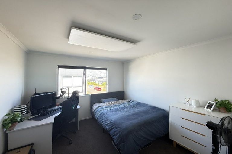 Photo of property in 2 Tippet Crescent, Wigram, Christchurch, 8025