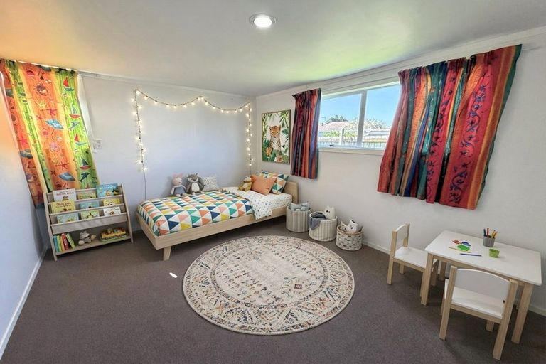 Photo of property in 12 Boundary Road, Clover Park, Auckland, 2019