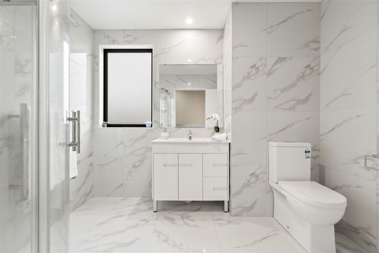 Photo of property in 25 Walsh Road, Papakura, 2110