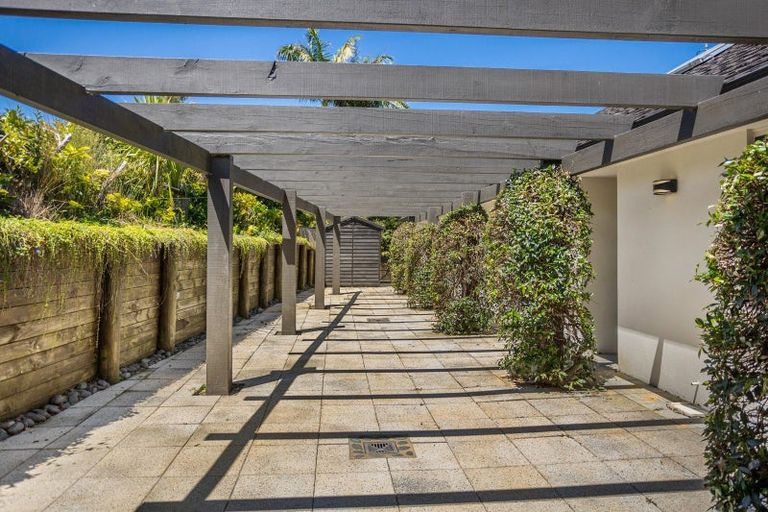 Photo of property in 80 Tarapatiki Drive, Whitianga, 3510