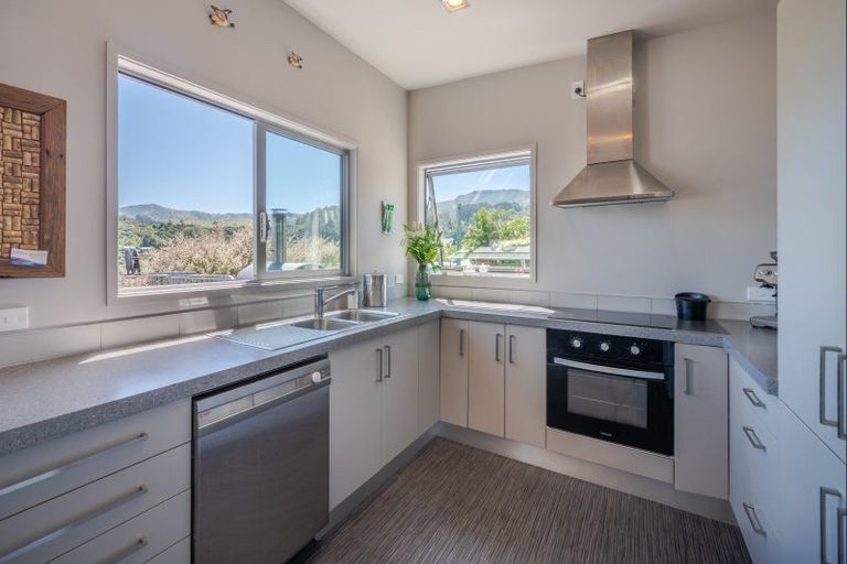 Photo of property in 28 Muter Street, Akaroa, 7520