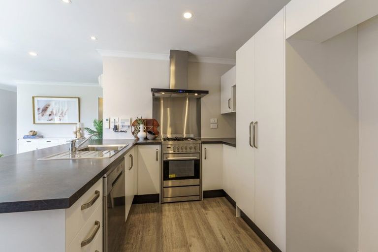 Photo of property in 140 Palmers Road, New Brighton, Christchurch, 8083