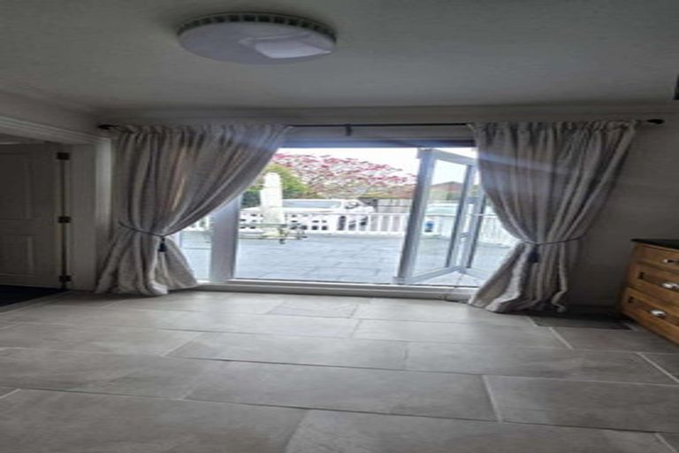 Photo of property in 718 High Street, Boulcott, Lower Hutt, 5010