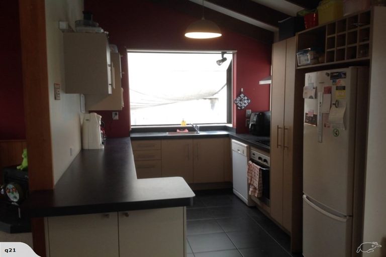 Photo of property in 27 Jeffares Place, Taradale, Napier, 4112