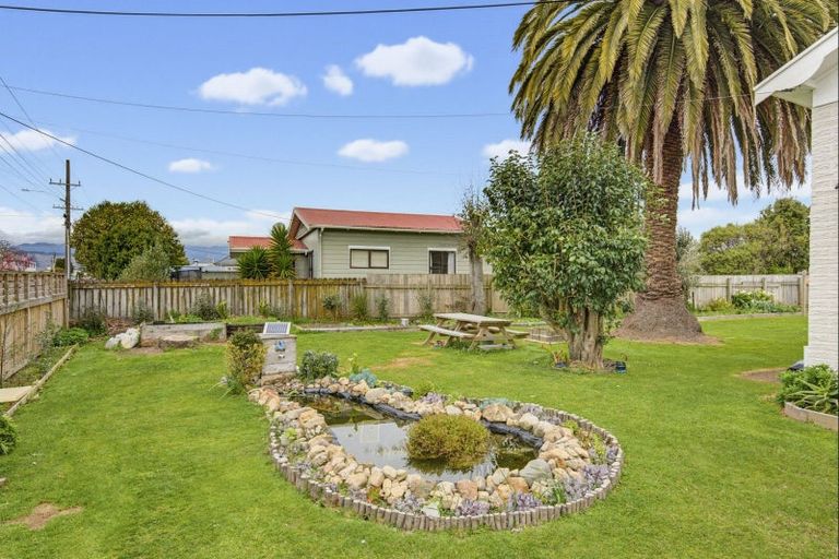 Photo of property in 55 Mako Mako Road, Levin, 5510
