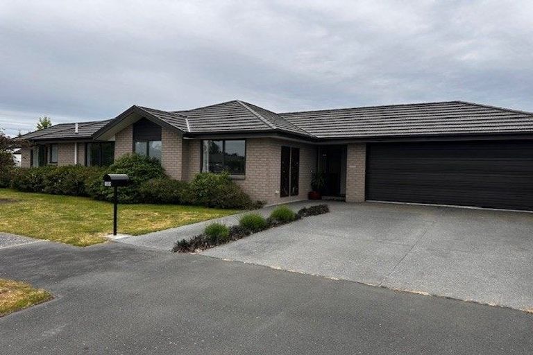 Photo of property in 122 Te Rito Street, Marshland, Christchurch, 8083