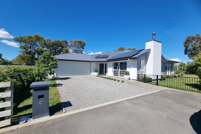 Photo of property in 4 Waka Lane, Martinborough, 5711