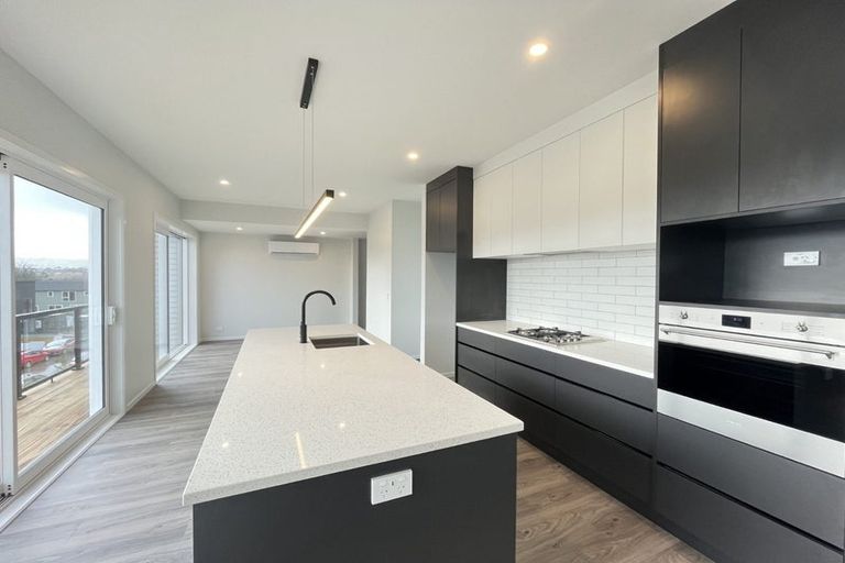 Photo of property in 34 Hokioi Drive, Kenepuru, Porirua, 5022